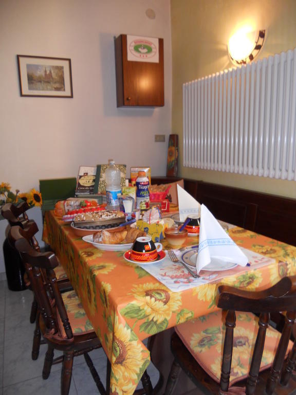 B&B Pervinca Rocca Grimalda ภายนอก รูปภาพ