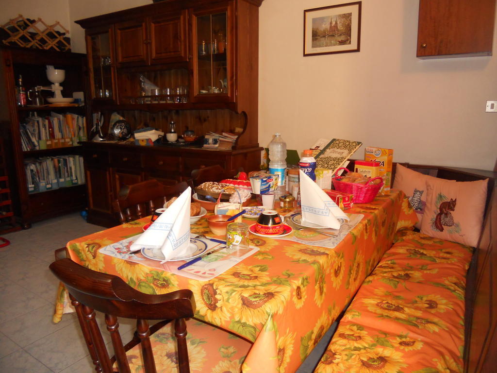 B&B Pervinca Rocca Grimalda ภายนอก รูปภาพ