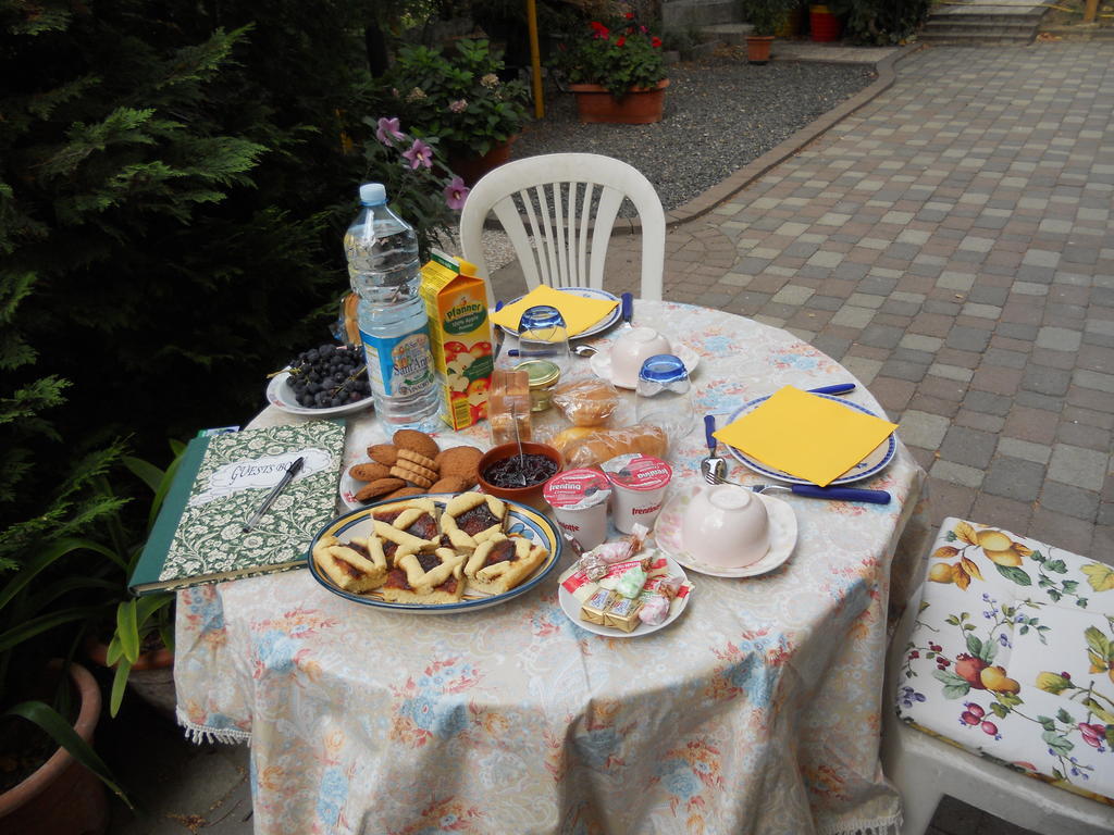 B&B Pervinca Rocca Grimalda ภายนอก รูปภาพ